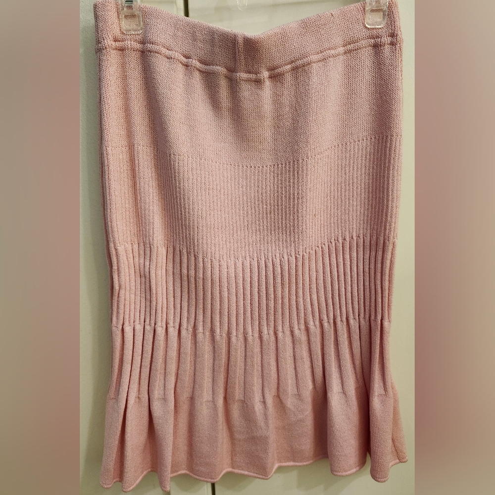 Vintage St. John Collection by Marie Gray Pink Knit Ribbed Skirt